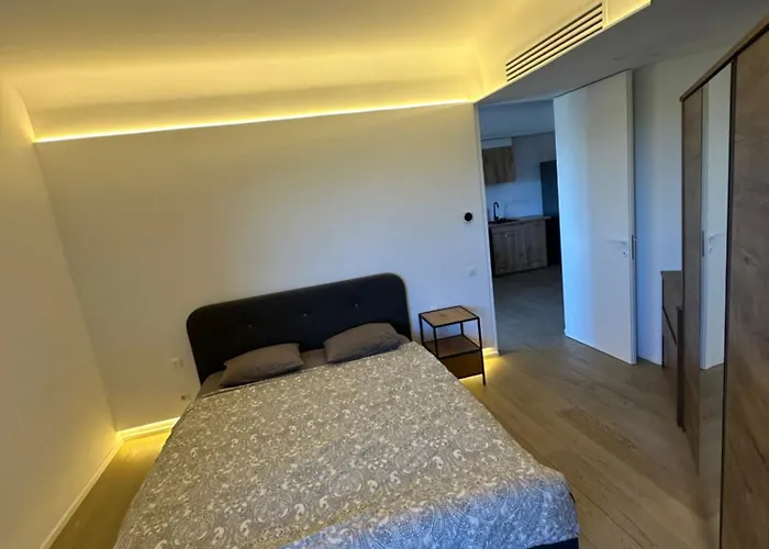 Lux Cotroceni Bucarest