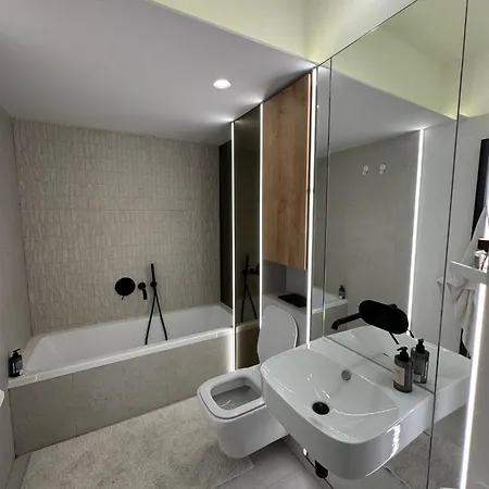 Lux Cotroceni Bükreş